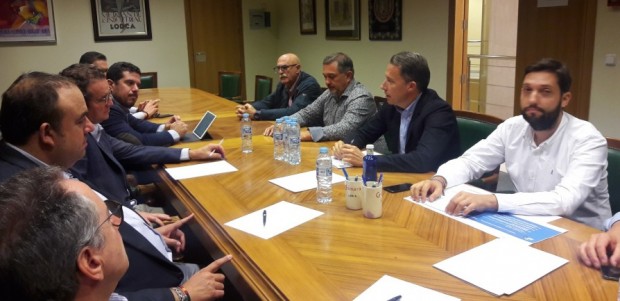 Fulgencio Gil presenta a Ceclor y Cámara de Comercio su propuesta para trasladar a los lorquinos la mejora de las arcas municipales bajando el IBI un 10%