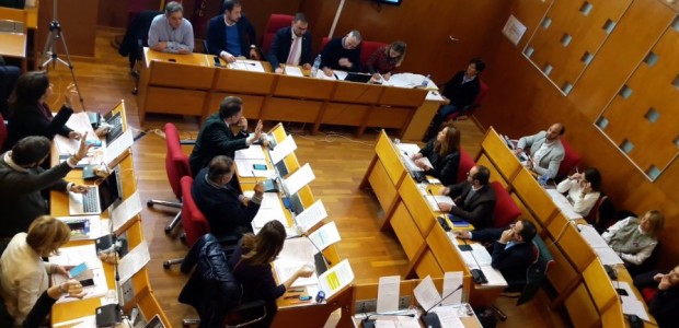 El PP logra sacar adelante su moción en defensa de la libertad educativa y religiosa, y el Ayuntamiento exige a la Ministra de Educación que se retracte de sus palabras