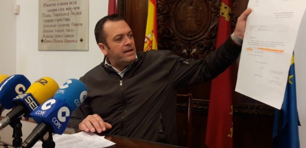 El PP exige al actual alcalde que cumpla su compromiso y adquiera los autobuses nuevos que estaban previstos para la renovación integral de la flota