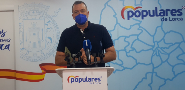 El PP exige la restitución inmediata del servicio de entrega de restos de poda y desbroces particulares que Diego José Mateos ha suprimido unilateralmente