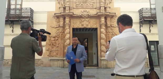 Los 400.000€ para musealizar el Palacio de Guevara se quedan sin plazo de ejecución por la grave negligencia del alcalde del PSOE