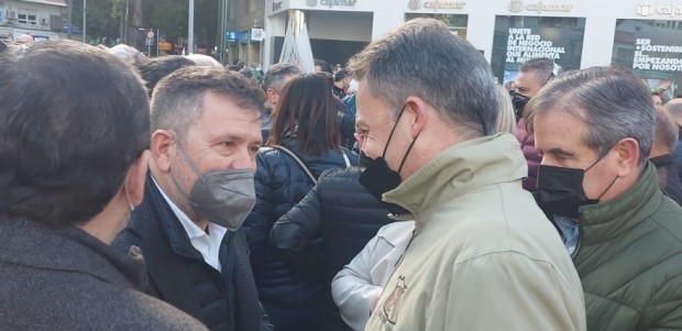 Fulgencio Gil participa en la protesta del campo en Murcia y subraya que “Lorca es la comarca más perjudicada por las políticas del PSOE contra el sector”