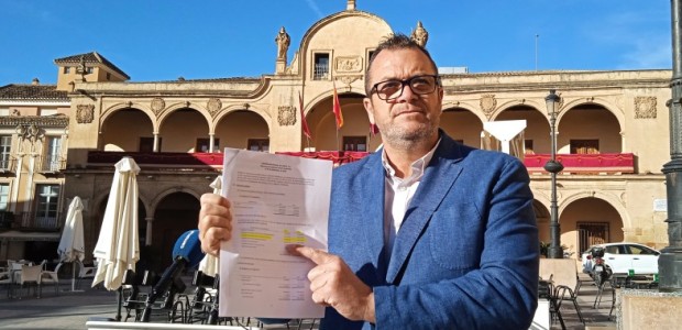 El PP propone que el dinero obtenido por disparar los vertidos de basura de toda la región en Lorca se destine a evitar la subida del recibo impuesta por el PSOE