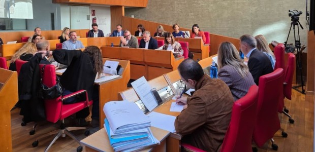 El Pleno del Ayuntamiento de Lorca ha aprobado una moción impulsada por el Partido Popular para declarar el sector agrario como estratégico y reclamar medidas urgentes que garanticen su rentabilidad y permitan mantener la actividad de miles de familias lorquinas